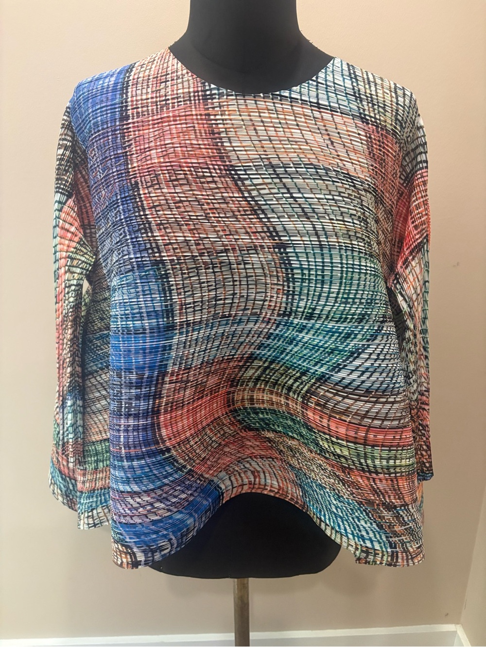 Made in Japan brand new multi color  Wave-Print Women's Blouse